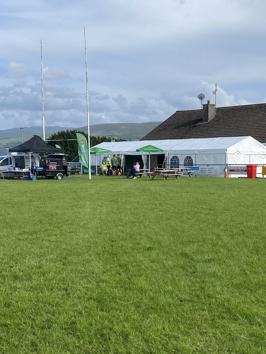 ClonmelRFC's tweet photo. Weather gods shining on night 2 of music festival….. looking forward to seeing @HermitageGreen in action….. you can pay at gate if you fancy coming along…. 😎 https://t.co/MtehlqZZYS