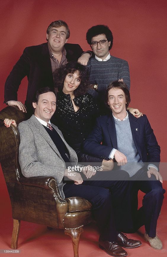 Joe Flaherty, John Candy, Andrea Martin, Eugene Levy, Martin Short

Second City Television, out of Chicago https://t.co/e42f24Mq9A