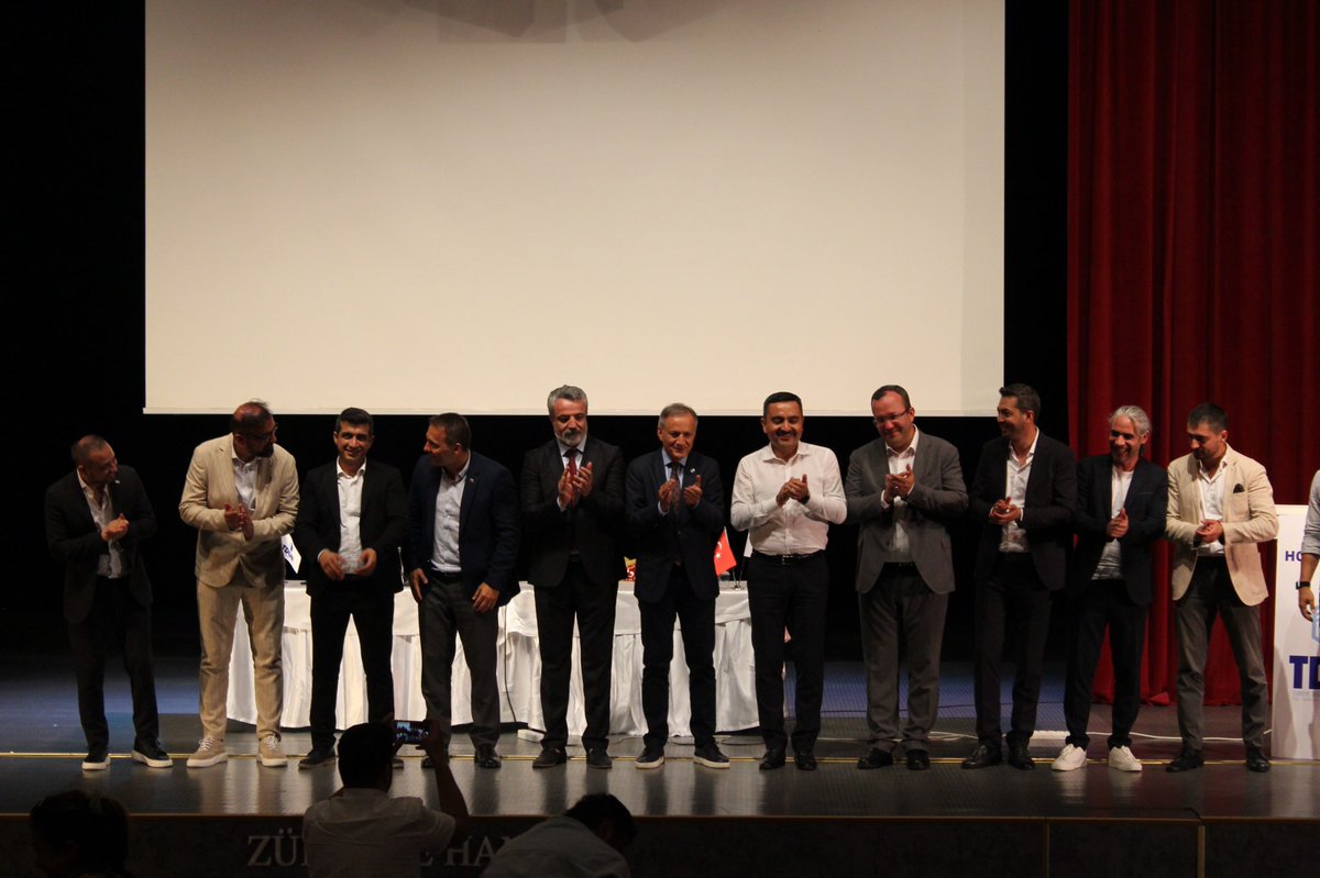 yasarbahceci's tweet photo. Yeni seçilen yönetim kurulumuza hayırlı olsun, emeklerinden dolayı önceki yönetimimize de  teşekkürler.Desteklerinden dolayı üyelerimize de şükranlarımı sunuyorum.Sonuçlar sorumluluğumuzu artırmıştır, bu seçimin kaybedeni yoktur, aday olan tüm arkadaşlarımızı da tebrik ediyorum… https://t.co/AAw9pVGUfy
