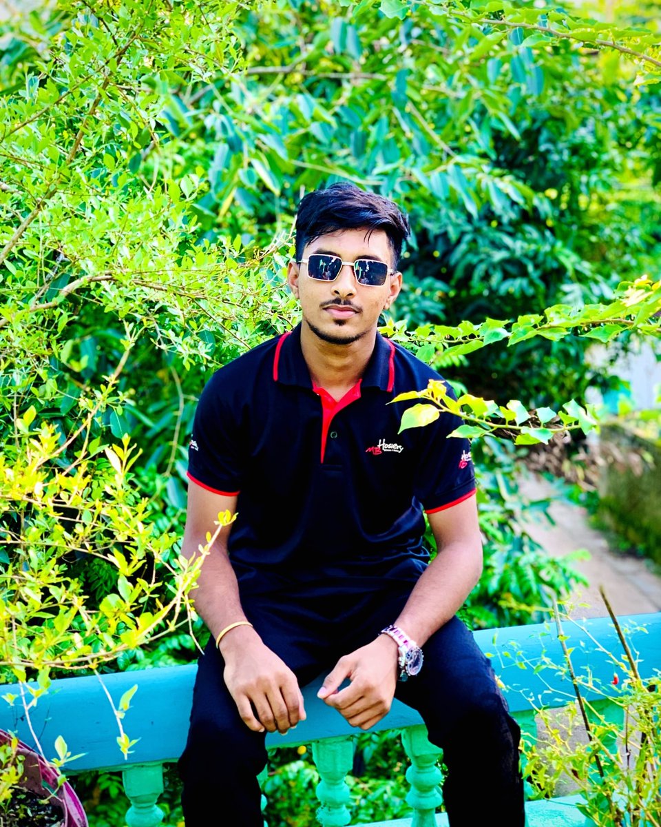 𝘽𝙚 𝙮𝙤𝙪𝙧 𝙤𝙬𝙣 𝙠𝙞𝙣𝙙 𝙤𝙛 𝙗𝙚𝙖𝙪𝙩𝙞𝙛𝙪𝙡 🥰
#NewProfilePicture