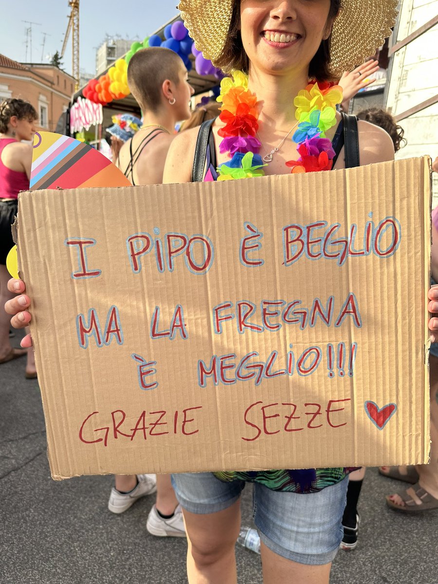Andrea__Billy's tweet photo. Non capiranno in molti
#LazioPride https://t.co/fZbyloalYR