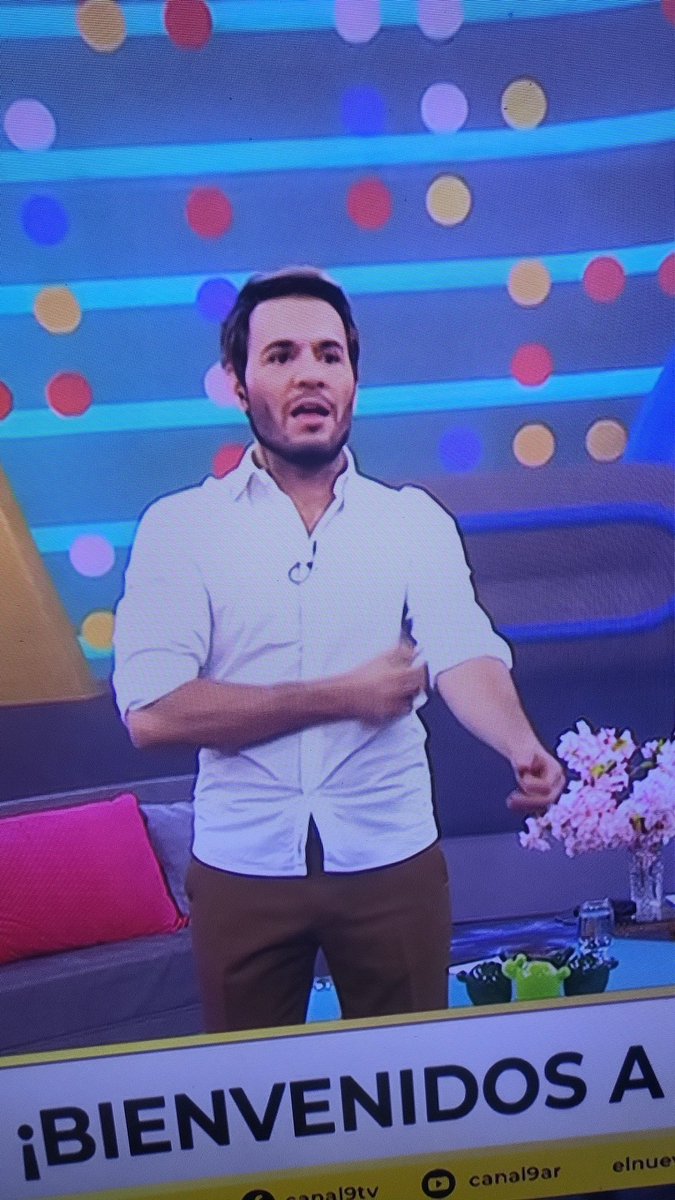 Pero que bueno esta este hombre ❤️‍🔥❤️‍🔥❤️‍🔥❤️‍🔥❤️‍🔥@Tomasdente #latardedelnueve @canal9oficial