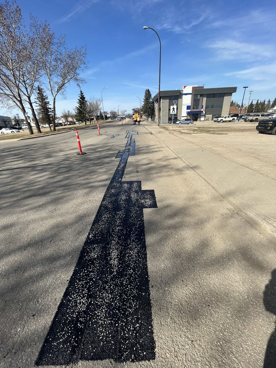 Paveitconst's tweet photo. Paveit is very excited to announce that after a 2 year trial period, Plastasphalt is now an approved product with Alberta Transportation. 

https://t.co/B3tS7Bx8GI https://t.co/JUWeksoP1P