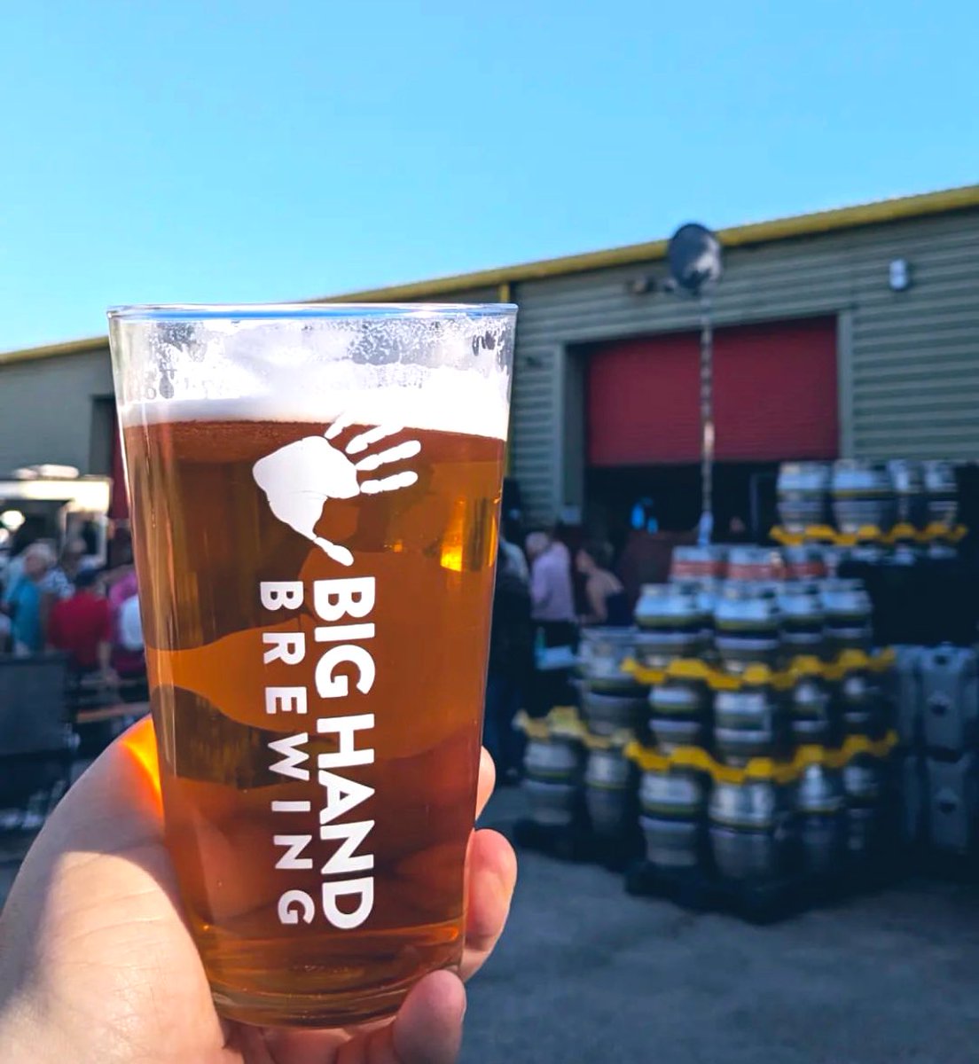 What a success! We celebrated 10 years of <a href="/BigHandBrewing/">Big Hand Brewing Co</a> in style yesterday. 
Great to have so many people drinking our beers, enjoying the food, music, laughter &amp; sunshine 🍻 🍔 🎶 😂 ☀️

#wrexham #realale #beer #bighandbrewing #craftbeer #craftale