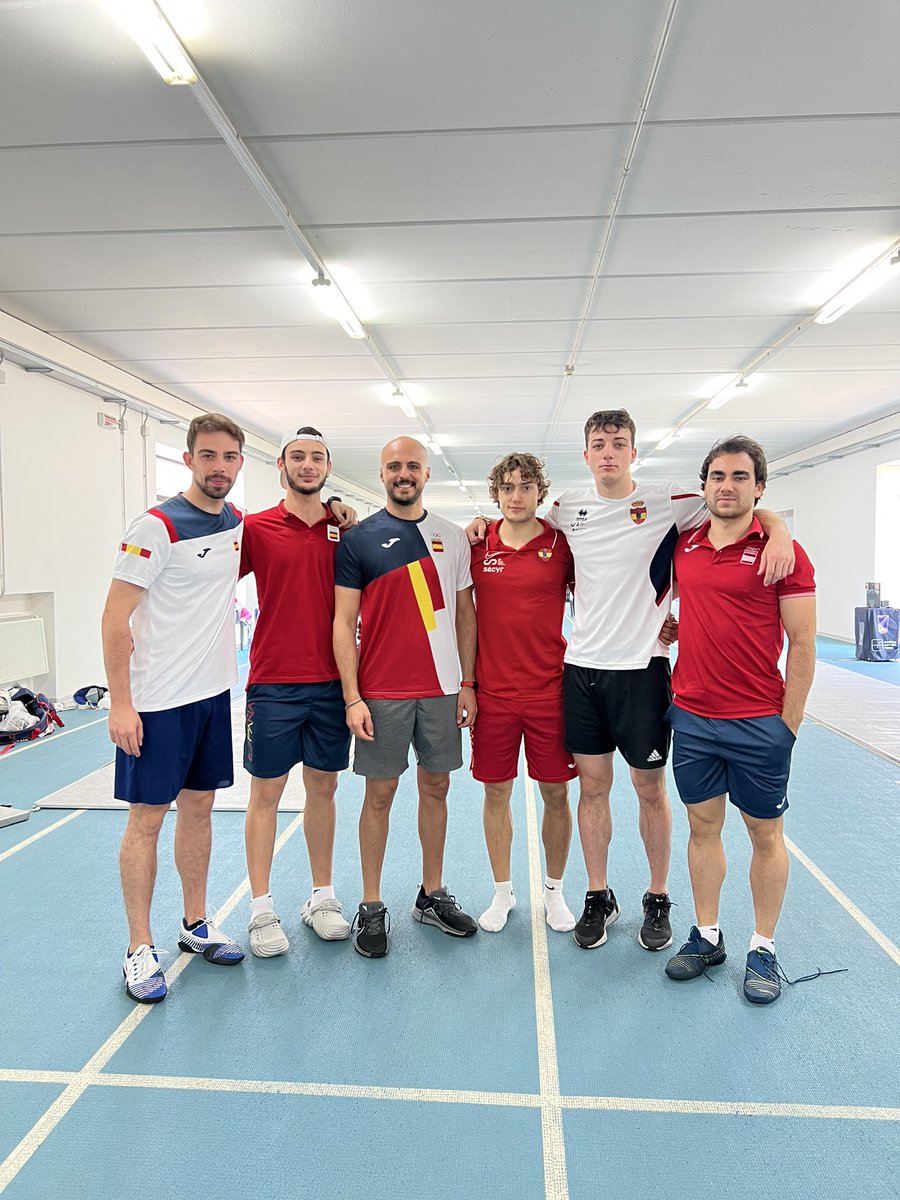 Santiago Madrigal de Rioja tweet media