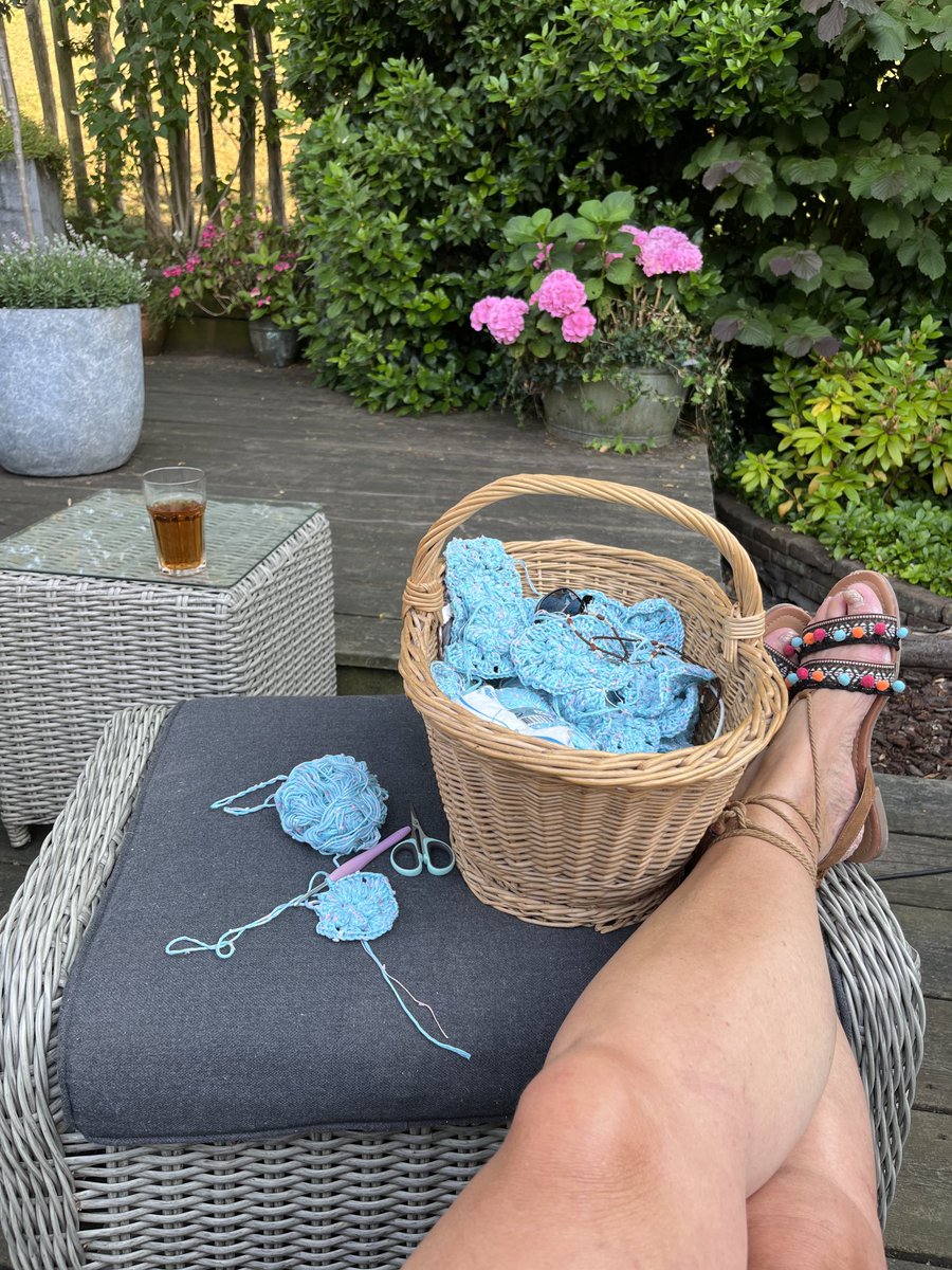 Nog heerlijk aan het genieten van het mooie weer👍🏻☀️😎🌸