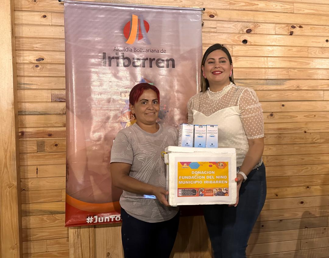 #8Jul “La inmunoglobulina humana es un medicamento de alto costo y el Gobierno del Presidente Maduro lo entrega de manera gratuita para atender estos casos sensibles de salud”, dijo Roosmary de Reyes, Jefa del Gabinete Social. #GeneraciónTricolor <a href="/MagaGutierrezV/">Magaly Gutiérrez Viña</a> <a href="/LuisJonasReyes/">Luis Jonás Reyes</a>