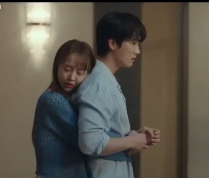 مستنيه تيجى الساعه 9:30
🔥🔥🔥🔥
شكل الحلقه حلوه ❤️