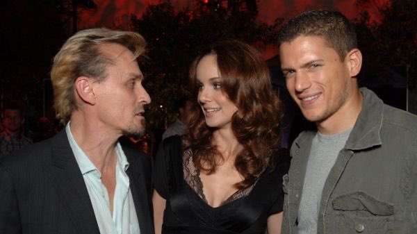 thinkermisa's tweet photo. happy birthday robert knepper 🎈 https://t.co/KJT8ClTqCW