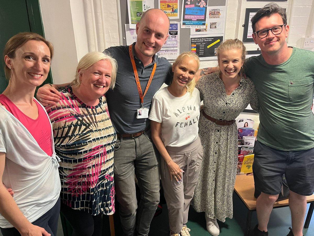 Charlotte Corderoy tweet media