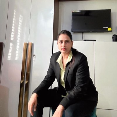 आरती मलिक एडवोकेट tweet media