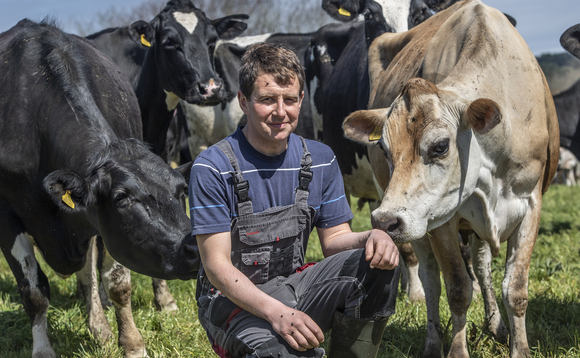 FarmersGuardian's tweet photo. In Your Field: Alan Carter - 'In July, we will be trying something new, and as my dad calls it, 'radical''
https://t.co/IauogAIo6X
#inyourfield #farming #uk #rural #agriculture https://t.co/n1kcWY1hK4