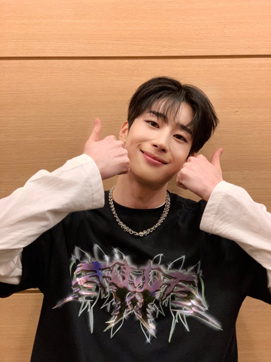 💜

#한승우 #HANSEUNGWOO #ONE
#우야와_한아의_특별한_시간