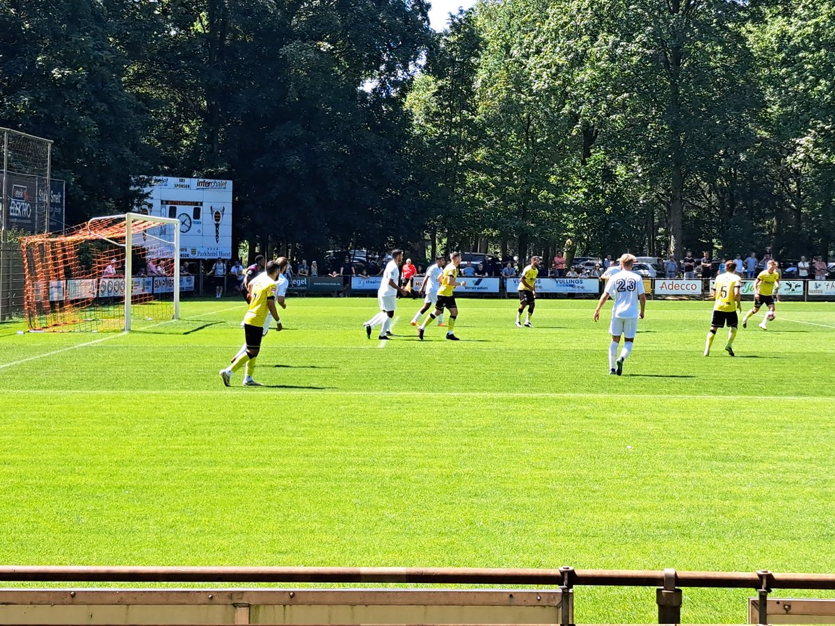 SjoerdVVV's tweet image. Vroeg in de middag ging @VVVVenlo ten onder tegen #TeamVVCS, dat onder leiding van Sjaak Polak goed voor de dag kwam. Mooie goals van Sanoh en El Ghamarti maakten het verschil.