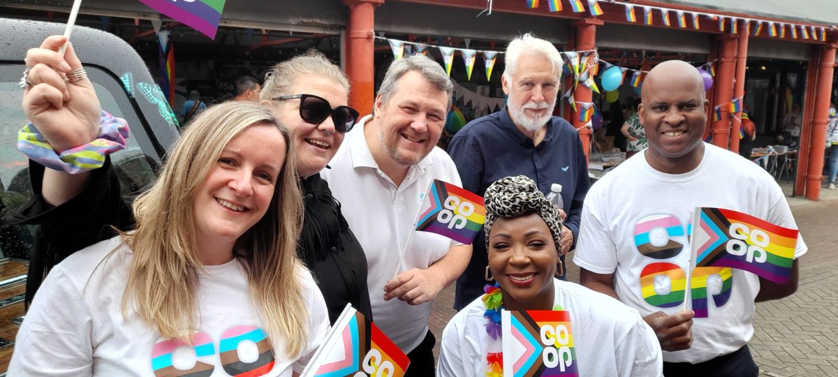 StuartMemberCo's tweet photo. It's a big celebration at Crewe Pride today. Join the Coop Funeralcare team and come and see the Rainbow Hearse!!!
#crewepride #beingcoop https://t.co/yJySli6oT1