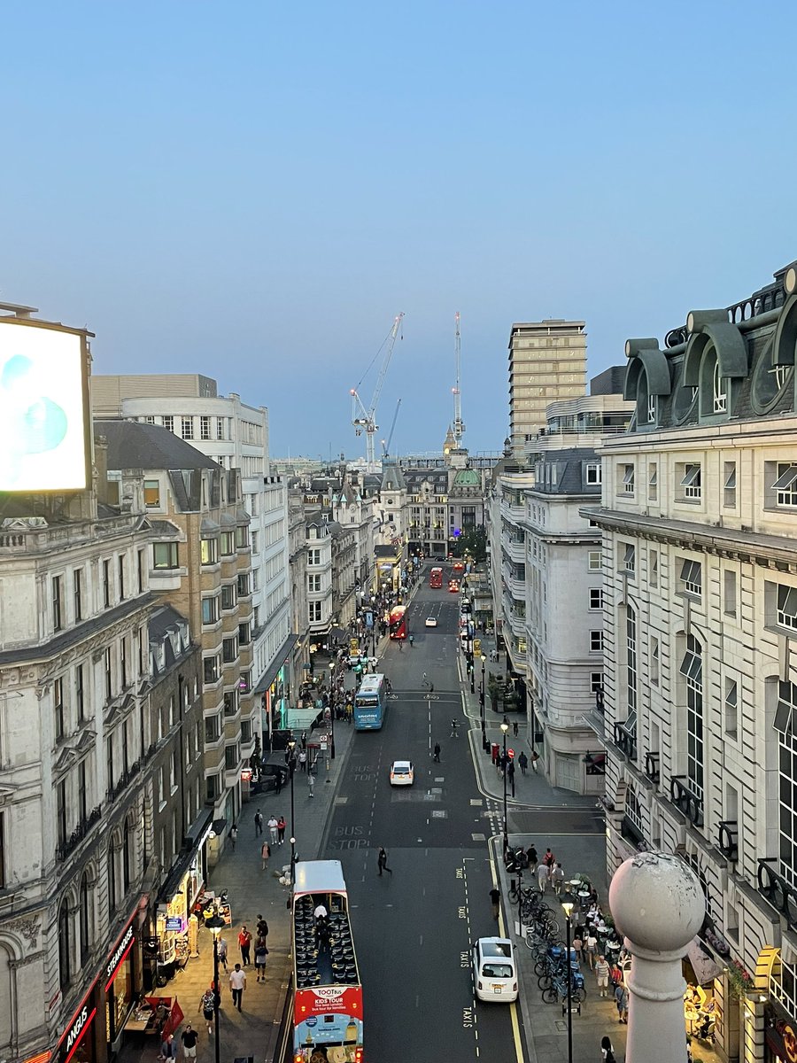 Lou Thomas tweet media