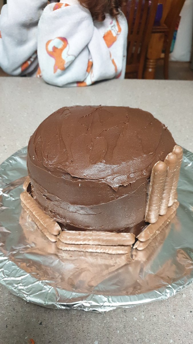 Langf2Chrystale's tweet photo. Getting ready for the triplets birthday. Double digits. Finish the cake tomorrow once set. #birthdayboy #birthdaygirl #birthday #birthdayparty #Chocolate #triplets #homemadecake #mudcake https://t.co/dfH4DF7NfI