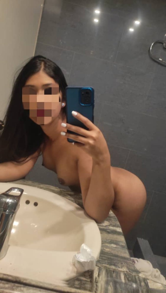 AngelinaHot22's tweet photo. Buenos días mis amores 💋
Recuerden hoy dispo-nible de 11 am a 8 pm ⏰🔥
Tengo promo de 2horas 😈
Ve y agenda al Dm 📝💌😋 https://t.co/W1gNdzlOH7