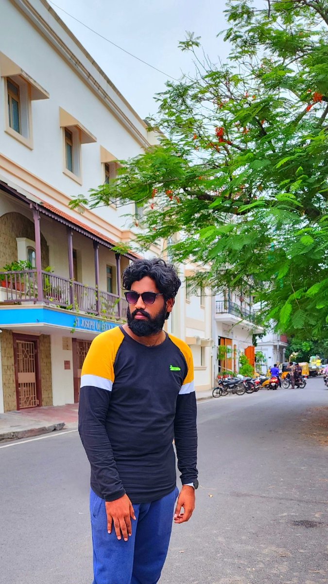 gmmaniofficial's tweet photo. "If you were born without wings, it is nature.. but if you die without wings, it is on you."

#Pondicherry #Day2
#BikeRide #bikelife
#BestPlaceToChill https://t.co/1Enp8upt5v