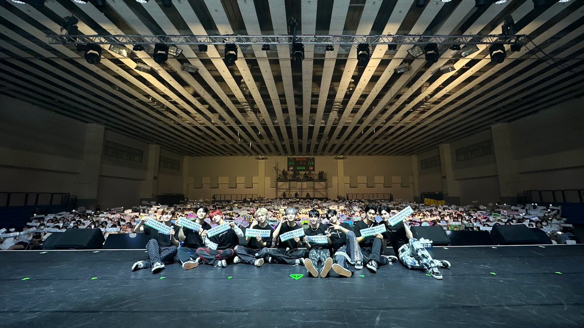 [📸] 230708
2023 CRAVITY THE 1ST WORLD TOUR 'MASTERPIECE' in TAIPEI
⠀
#CRAVITY #크래비티
#CRAVITY_1ST_WORLD_TOUR
#MASTERPIECE
#MASTERPIECE_IN_TAIPEI