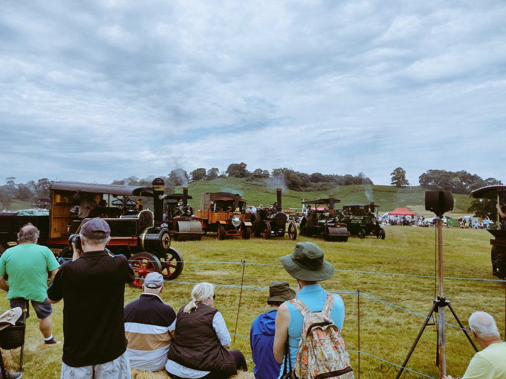 It's time for the Steam Engines in the arena. Step into a world of wonder and excitement at the Sussex Steam Rally on the weekend of 8th and 9th of July. Get your tickets today see our bio for more info! #sussexsteamrally #sussexdaysout #sussexbusiness #westsussex #Pulborough