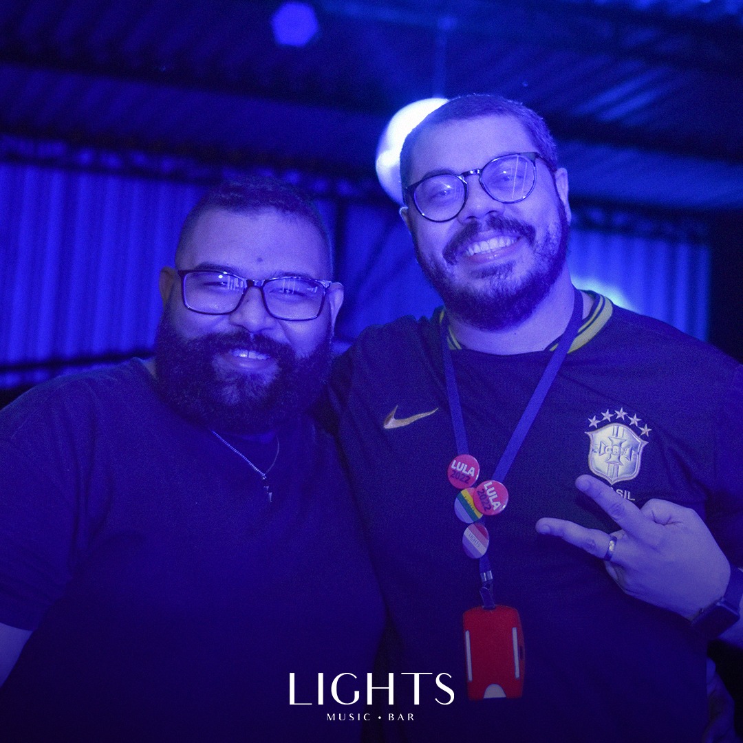 lightsmusicbar's tweet photo. Hoje a pista é climinha de nostalgia com a Rebobilights! Muito pop/funk retrôs e uma vibe maravilhosa pra você viver com a gente.
Antecipados disponíveis em nosso link da bio até 21h ou enquanto durar o lote. #VemPraLights
⭐ Cobertura: @luuoak https://t.co/cPft6lonBZ