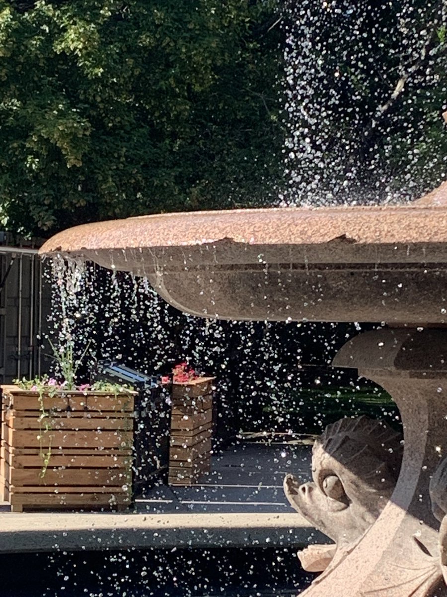 twitandrewking's tweet photo. Nice to walk around downtown last night, especially through Confederation Park and ponder the hidden history of the chipped edge fountain…

It is from 1845 and once stood in London, UK, at Trafalgar Square until 1948. 

The chipped edge is from shrapnel damage inflicted from a German bomb blast during the WW2 Blitz…