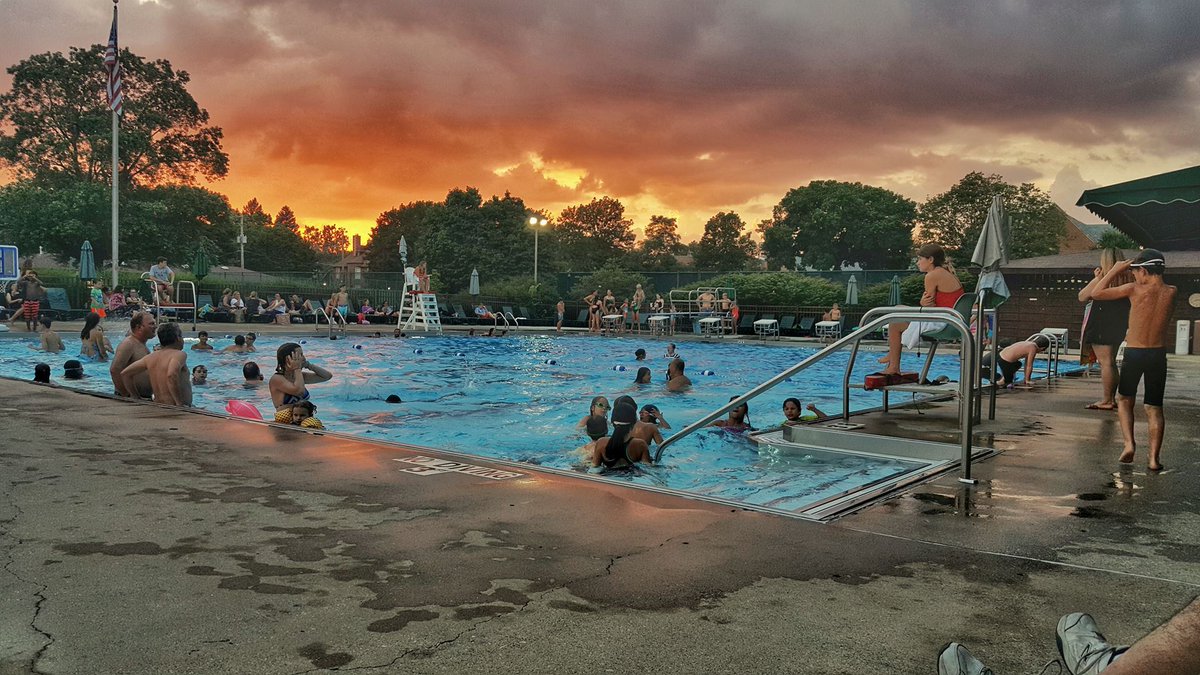 Age Group friendly scrimmage at the River Forest Tennis Club 9-11am today!