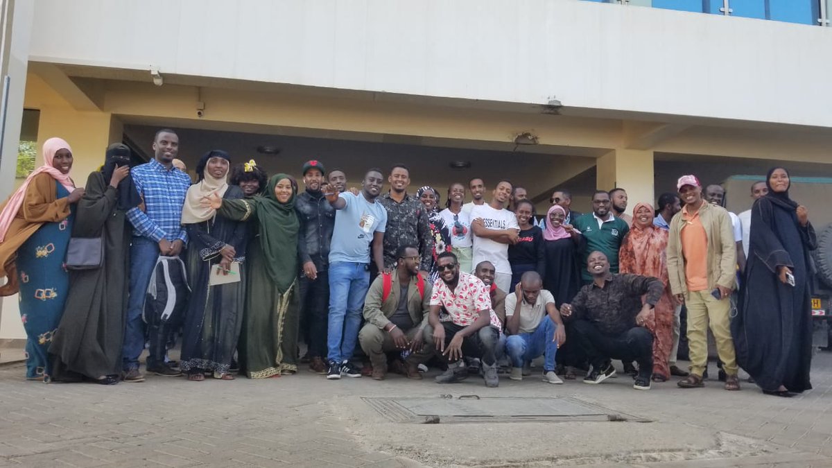 EMurikie's tweet photo. Through partnership and collaborations, @NRT_Kenya and @RARE_Programme  are determined in Empowering young people to increase their involvement, and leverage their unique perspectives and energy to address pressing environmental challenges and create a more sustainable future. https://t.co/NEmIfsARSX