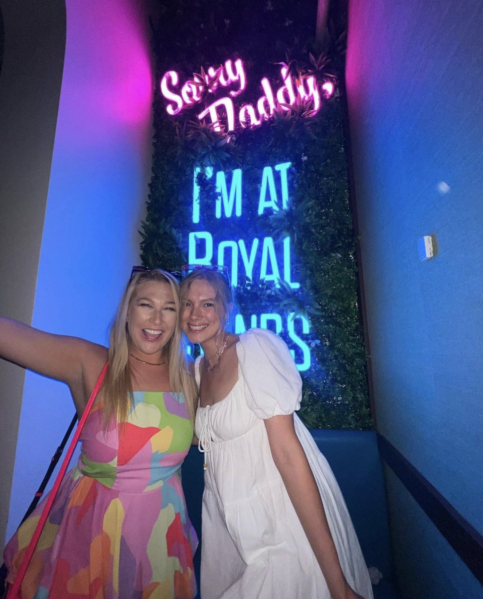 Royal Sands tweet media