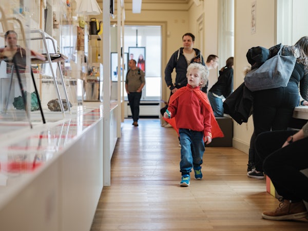 Playing in museums 🦸 Make the most of the summer holidays and enjoy a thrilling adventure with our games specially designed for children aged 3 to 12. 🔍 🚚  👩‍💼 🦸‍ 😎   #familyfriendly #holidayactivity #summerwithchildren #funmuseum