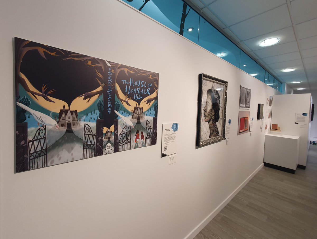 andyjbowden's tweet photo. Called in @TheWorldofGlass 2 c the excellent Creative Roots exhibition of visual arts &amp; design work by those from or with strong connections 2 the borough. Well worth a look &amp; just a start, with music, science, acting and more there will need to be a creative roots 2 and even 3 https://t.co/eQHEcPRYtQ