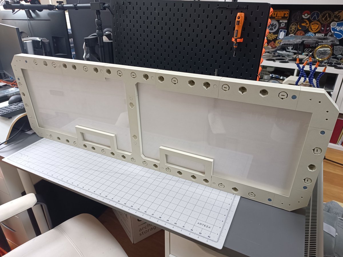 I'm geeking out with the new parts to my the <a href="/MonolithCabinet/">Monolith</a> display frame stiffer for bigger sizes. Mid back panel braces and bottom French cleat support. At 1.2m long this 3d printed display frame is super solid.