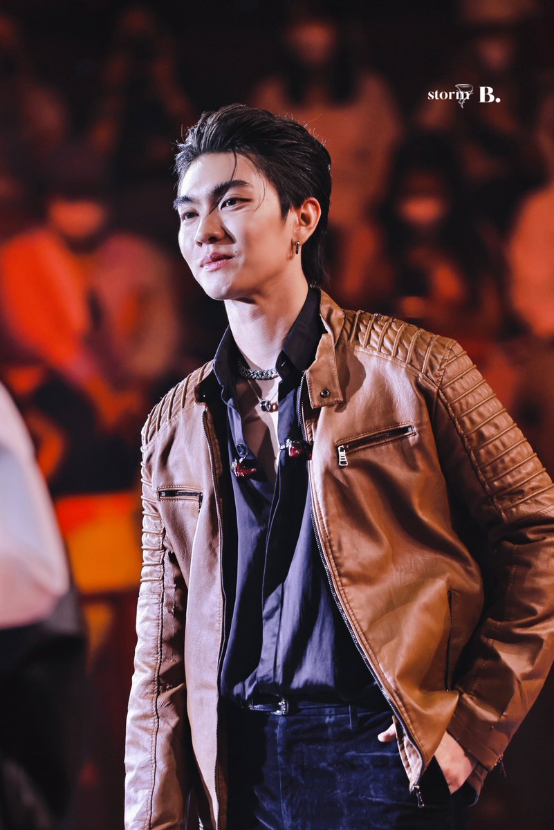 storm_b0706's tweet photo. 🤎

 #BeTheBossWorld1stBD
@Bossckm_ https://t.co/1p6ot8eZcl