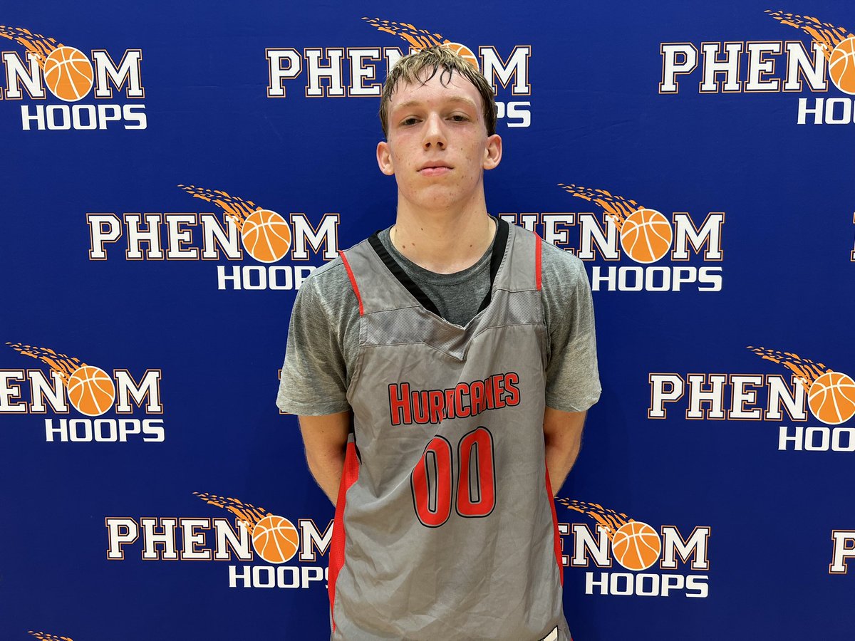 Phenom_Hoops's tweet photo. MVPs:
Hugo Gonzalez Dutor and Daniel Kelleh (Durham Hurricanes) 
#PhenomSummerHavoc https://t.co/pppRL1EXHS
