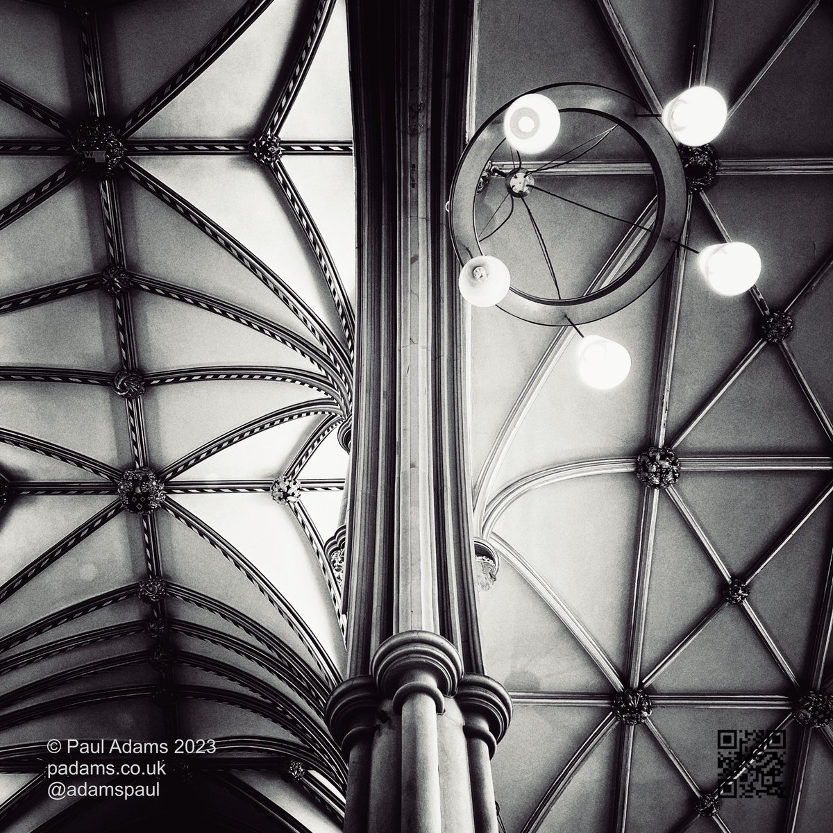 Ceiling at #blackburn #catherdral whilst waiting for Conversations in Creativity with @patrickgrantism and @keithbrymerjones #lancashire @CreativeLancs @festivalofmaking