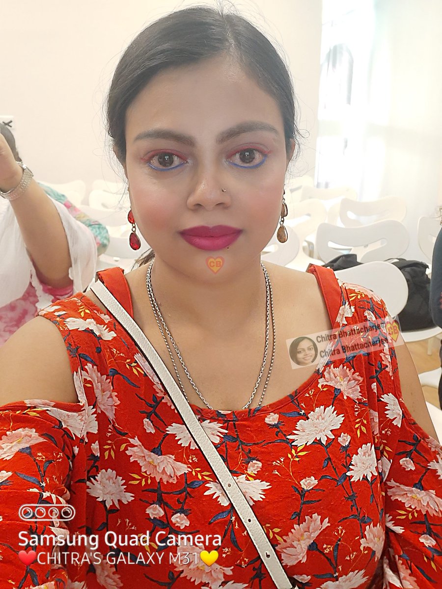 CONNCT247's tweet photo. @Oriflame_India MY SISTER'S TWINS CHILD GIRL N BOY WATCHING ME SO CURIOUSLY WHILE DOING MAKE-UP IT TICKLES MY BONE.THANK U @Oriflame_India 4 D CNTST @BIJOYLAXMIBHAT1 @1RGBEB @oh_kolkata
#ContestAlert #Oriflame #oriflameindia #wellness #WellnessJourney #wellosophy #newlaunch #beauty #healthylife https://t.co/kT5RZ0kGyO