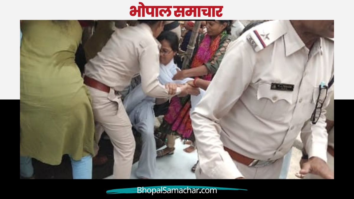 <a href="/JSherpur/">Jeevan Singh Sherpur</a> BJP ka ye asli chehra MP Bhopal DPI me Anshan pe bethi Ladli behno ko police se lato se pitwa kar maje le Raha hai soopda saaf kar denge MP se #51000_MPTET_VARG_3 <a href="/narendramodi/">Narendra Modi</a> <a href="/CMMadhyaPradesh/">Chief Minister, MP</a> <a href="/OfficeOfKNath/">Kamal Nath</a> <a href="/NEYU4INDIA/">NEYU || National Educated Youth Union</a> <a href="/baagi_kamlendra/">कमलेंद्र Kamlendra</a> <a href="/MPTakOfficial/">MP Tak</a> <a href="/ZeeMPCG/">Zee MP-Chhattisgarh</a>