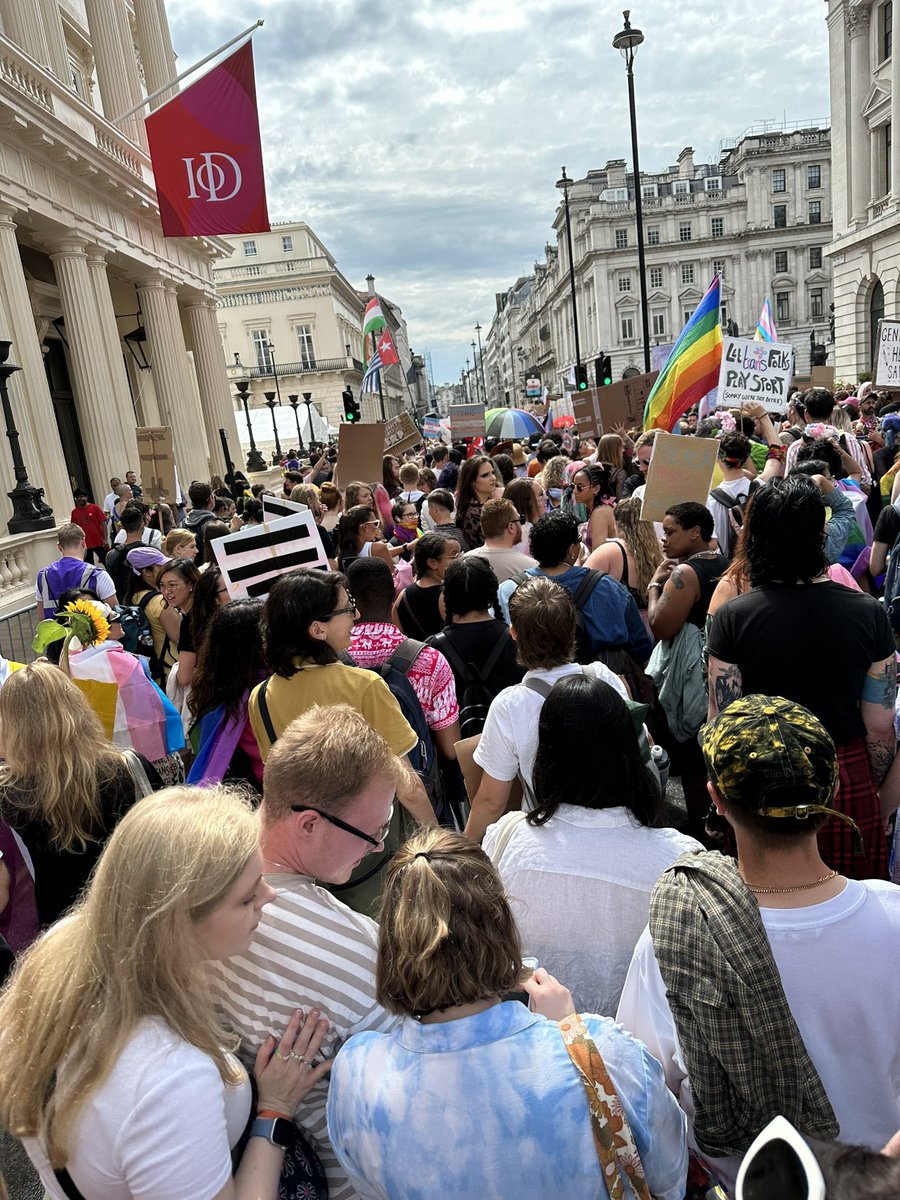 Owen Jones tweet media