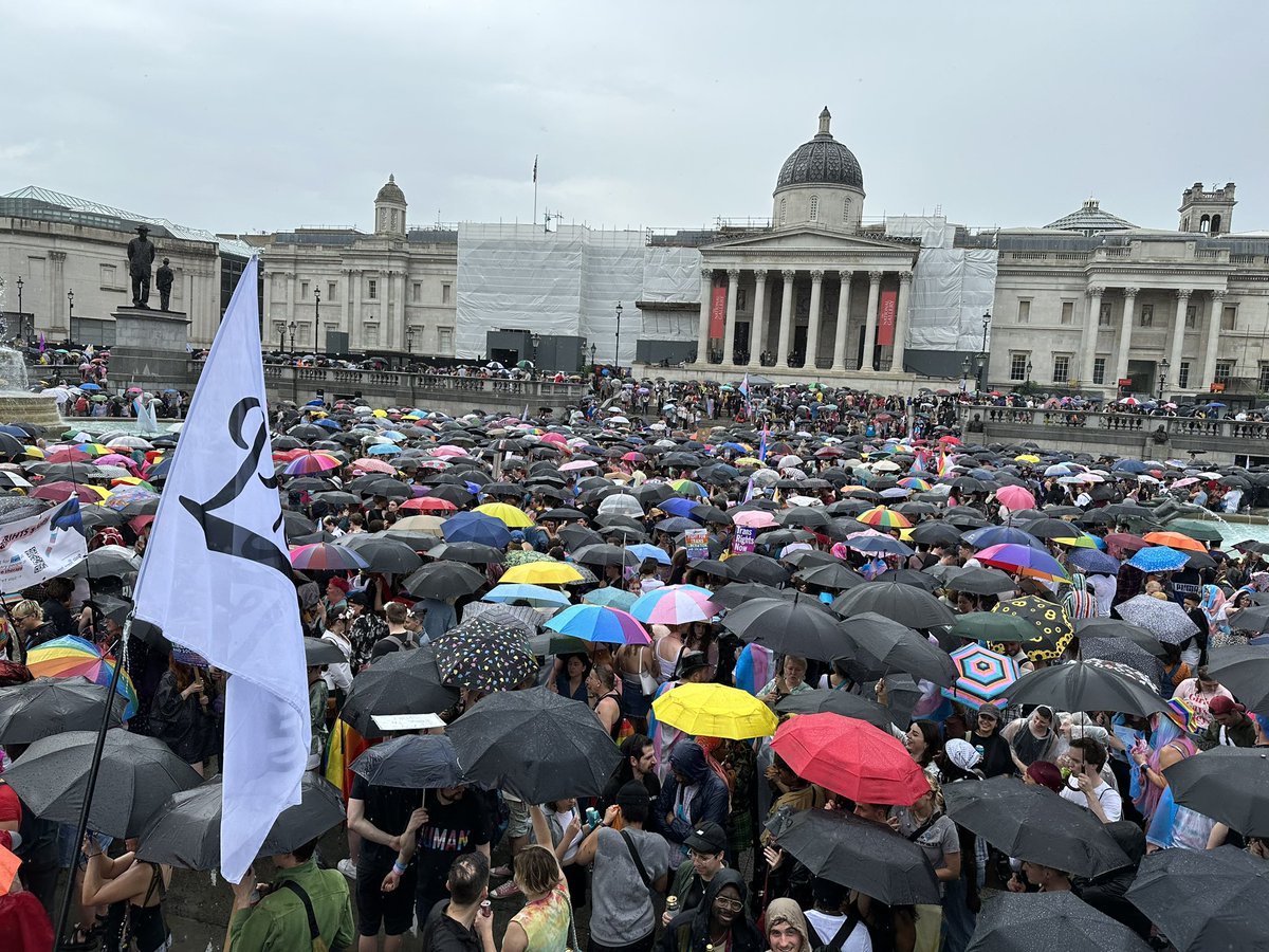 Owen Jones tweet media