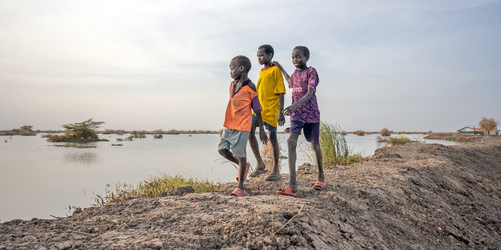 #Floods, #droughts. Every day, extreme weather caused by #climatechange is threatening the lives and futures of children in South Sudan. 

Learn what you can do against it on #IOGT

 ➡️ uni.cf/3ypP59P