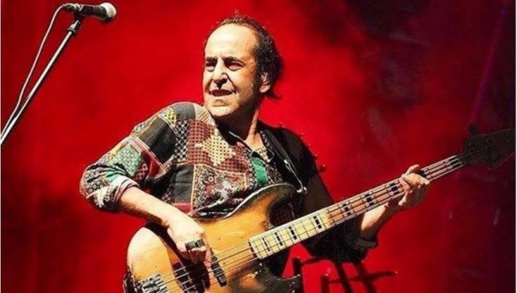 Bu haber hepimizi çok üzdü. Seni her zaman güzel hatırlayacağız…Mekanın cennet olsun özkan abimiz 🖤