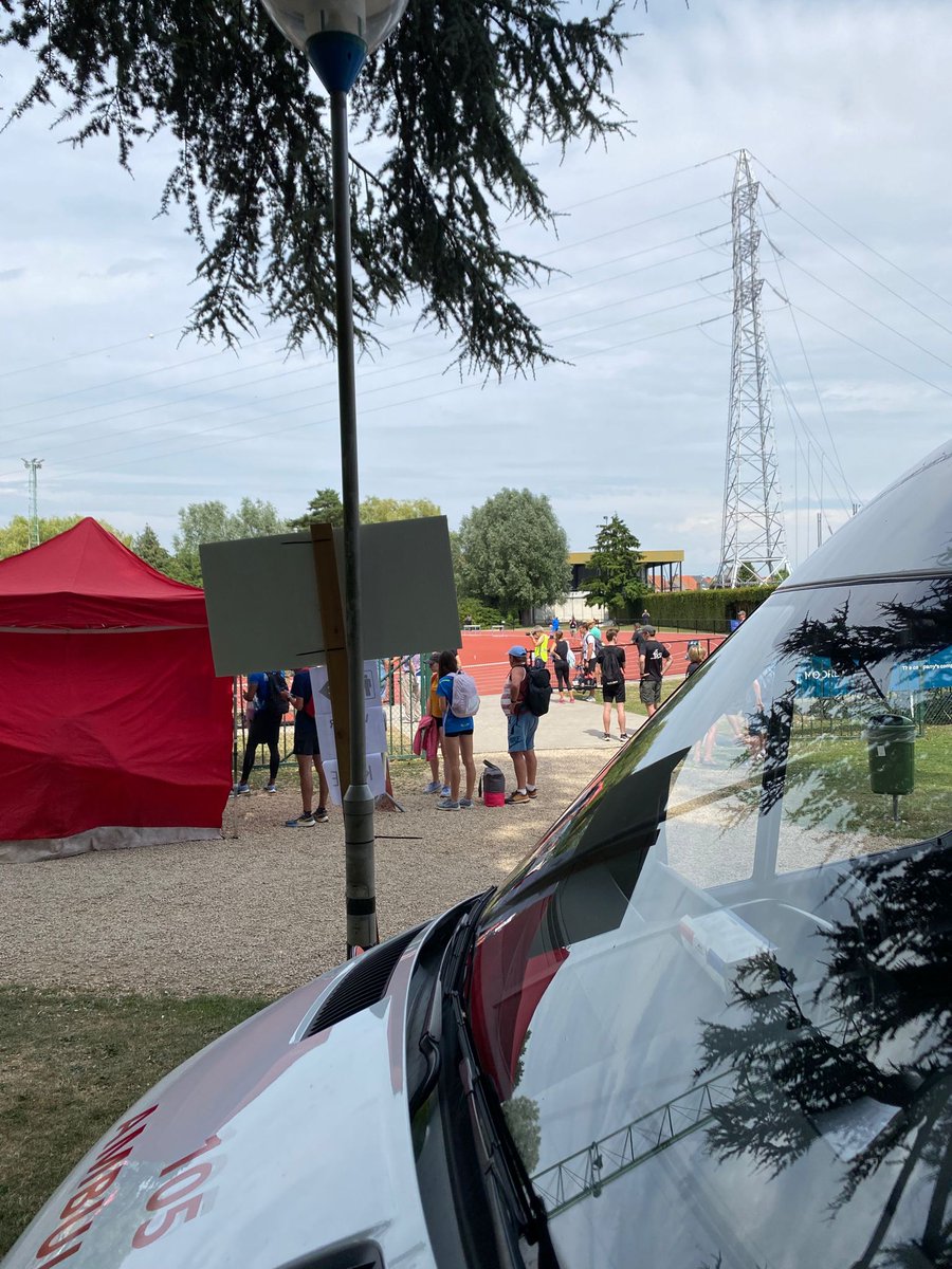 RKKortrijk's tweet photo. Vandaag zijn we met een hulppost aanwezig op de Leiefeesten in Kortrijk en op een internationale atletiekmeeting in Heule https://t.co/LteJFwC1KG