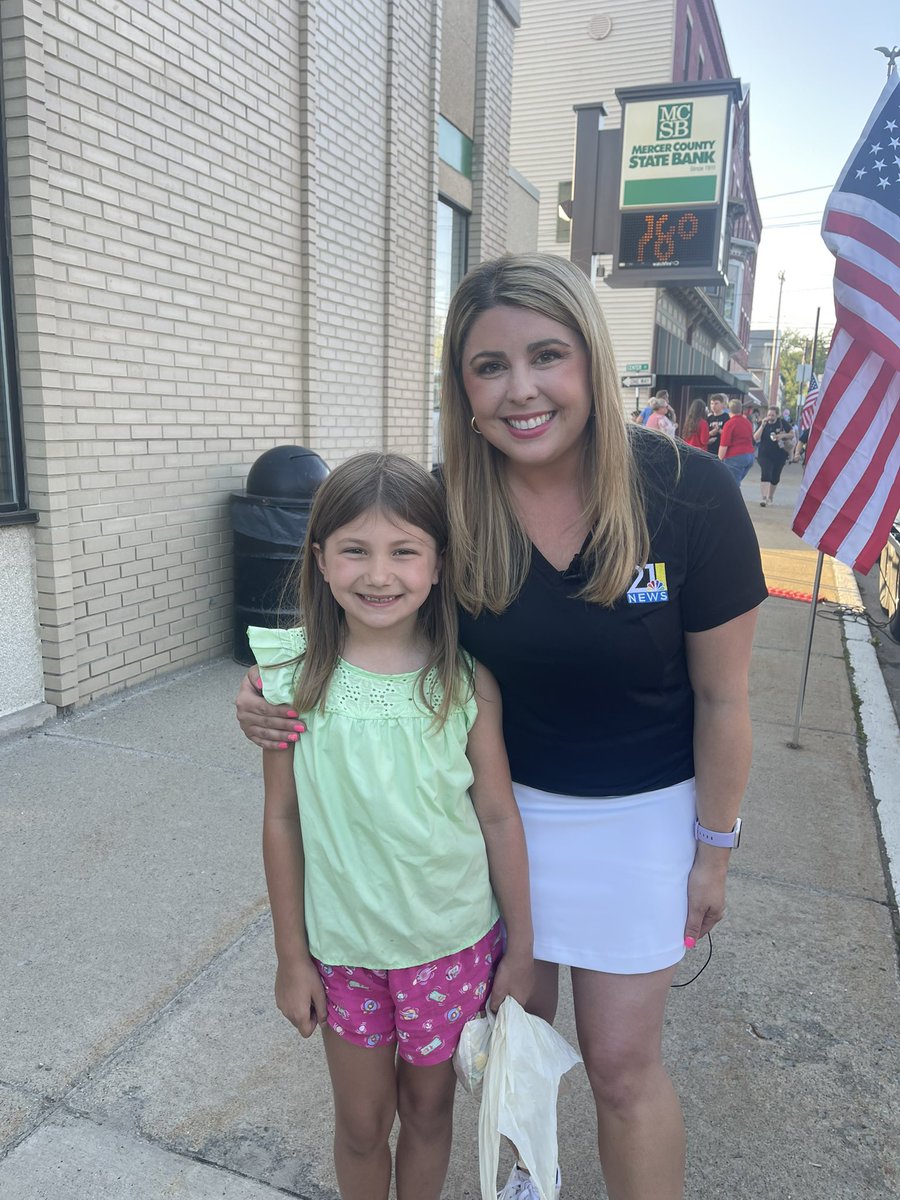 LindsayWFMJ's tweet photo. Sandy Lake Fun Days weekend is in full swing! Thank you for inviting me to host the Firemanβs parade last night to kick it all off! ππ
More than 200 people came out on a beautiful night! #sandylake #mercerpa https://t.co/pqJOEoi26P