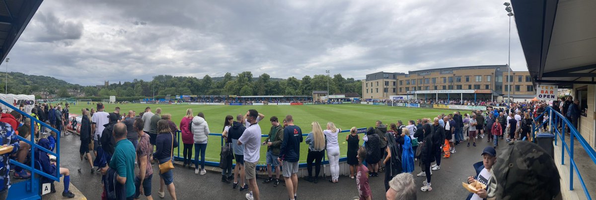 garymarsden7's tweet photo. Home kit looks ok in the flesh. 
Come on you Rams 🐏 https://t.co/Lrri9Dztuj