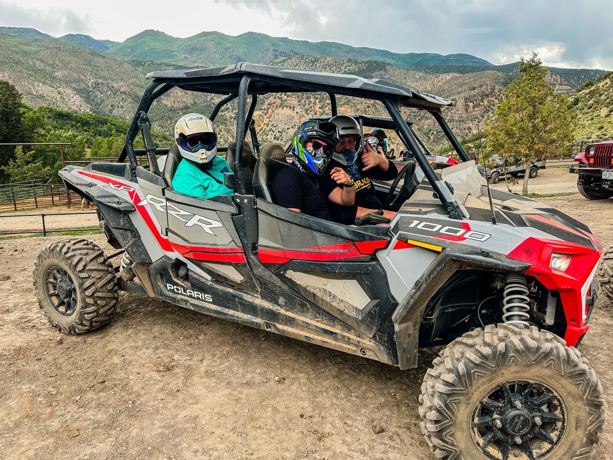 Ready to explore in Western Colorado? RZR tours, horseback riding and clay shooting with Glenwood Adventure Company at Bair Ranch, a perfect way to discover  landscape overlooking Glenwood Canyon.  
📷️: @thehotelcolorado

l8r.it/iLdx