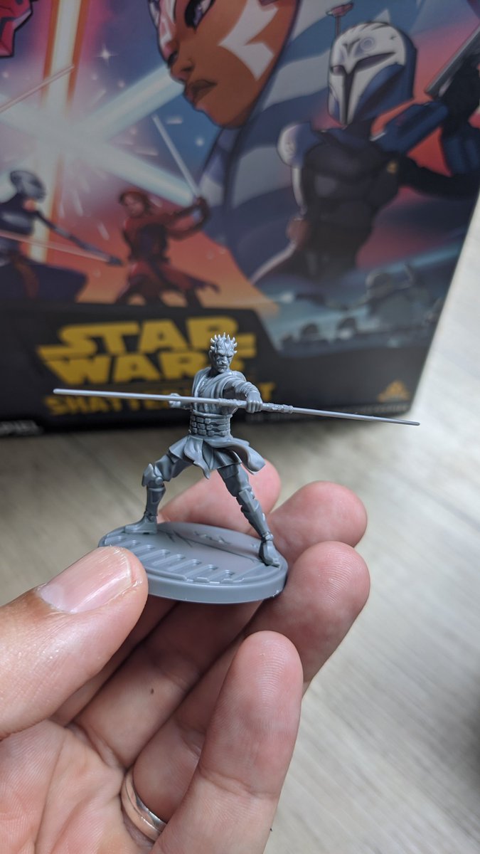 #StarWarsShatterpoint ist ein voller Erfolg bei uns. Gebäude werden gerade bepinselt, Figuren sind danach dran. Tolle Mischung aus Würfelaction, strategischer Bewegung und trotzdem nicht zu verkopft. #StarWars #Tabletop