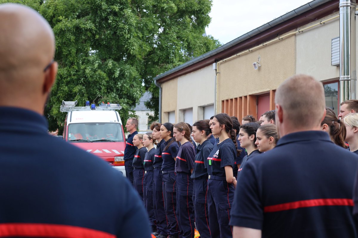 SDIS51's tweet photo. #BNJSP2023 🧑‍🚒👩‍🚒 Ce matin, le ltn-colonel Cordier, chef de pôle ressources du #SDIS51 et le Cne Jacquet, président de l’@udsp51 , co-président de l’ADJSP51 ont accueilli près de 50 jeunes sapeurs-pompiers (JSP) au lycée de Somme-Suippe pour les épreuves du brevet national. https://t.co/VY5rQPrL58