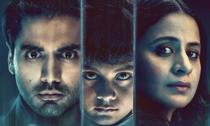 ManofWords_MR86's tweet photo. #AdhuraOnPrime is an enthralling horror thriller series that will keep u on the edge of your seat, includes everything suspense, supernatural occurrences, psychological terror to create a spine-chilling experience. #BestOTT Hats-off to the team involved, 5/5 ! Malvika ๐๐ https://t.co/kiHIzS13vZ