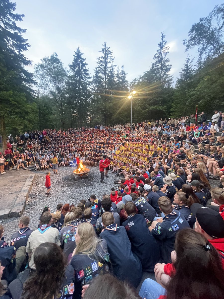 FMHscouts's tweet photo. Yesterday evening we attended an international campfire. Our scouts performed a song which was brilliant #KISC #Adventure #114ontour https://t.co/QloRux3i99